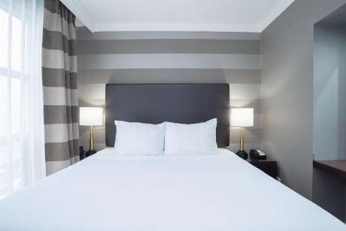 Sandman Signature Mississauga Hotel image 15