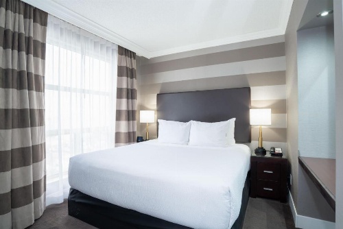 Sandman Signature Mississauga Hotel image 16