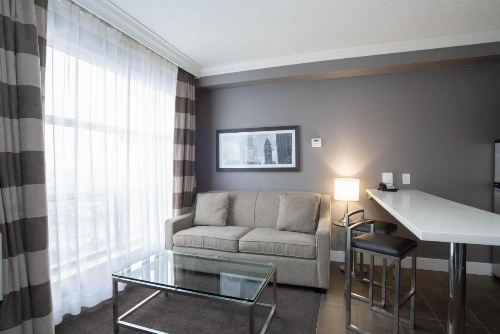 Sandman Signature Mississauga Hotel image 23