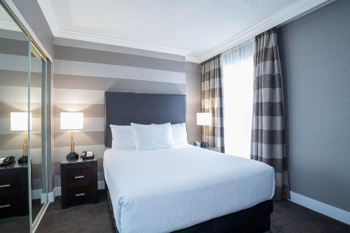 Sandman Signature Mississauga Hotel image 25