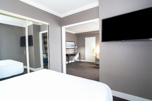 Sandman Signature Mississauga Hotel image 34